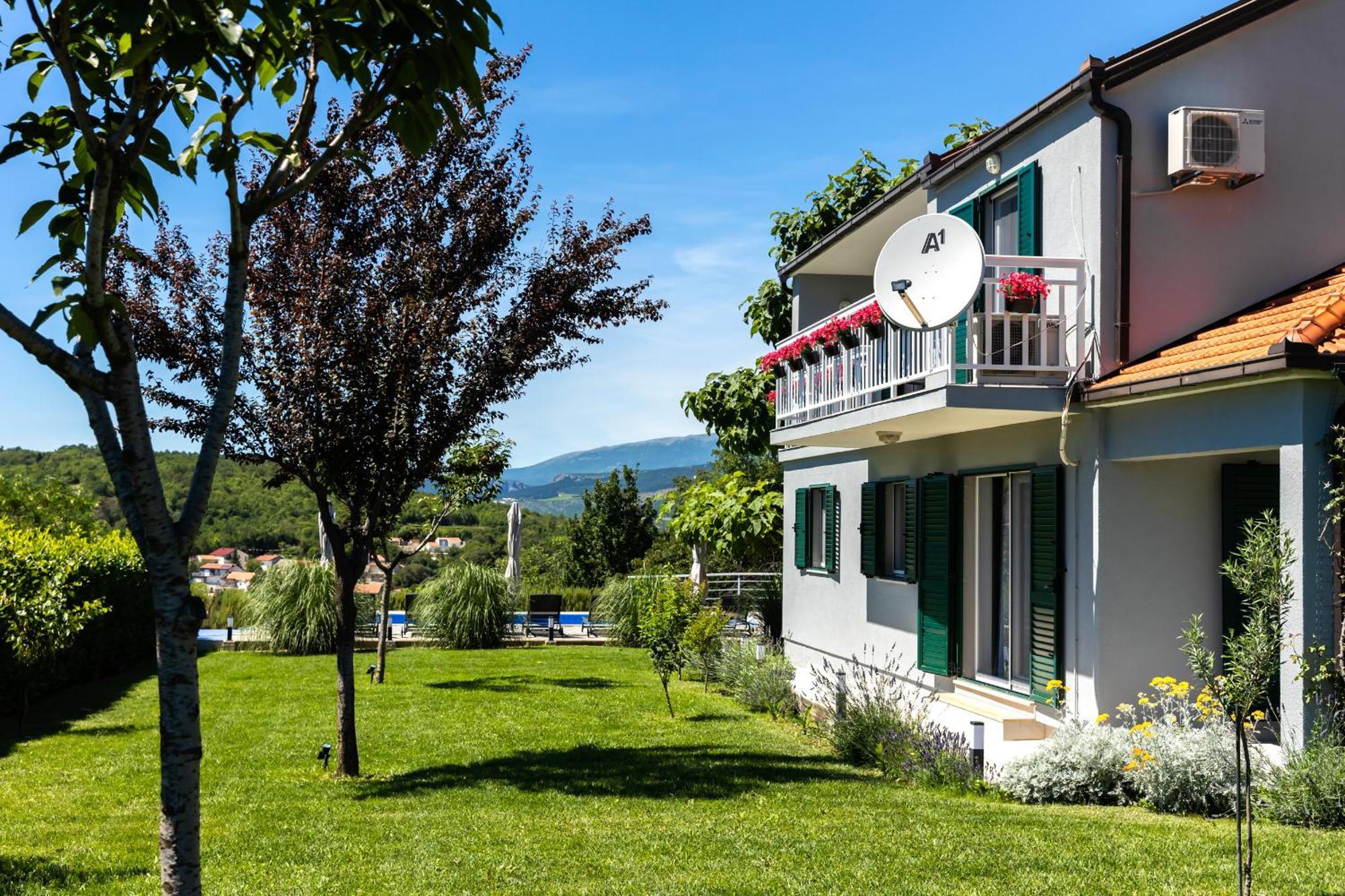 Villa Matko - Family Destination Zmijavci 外观 照片