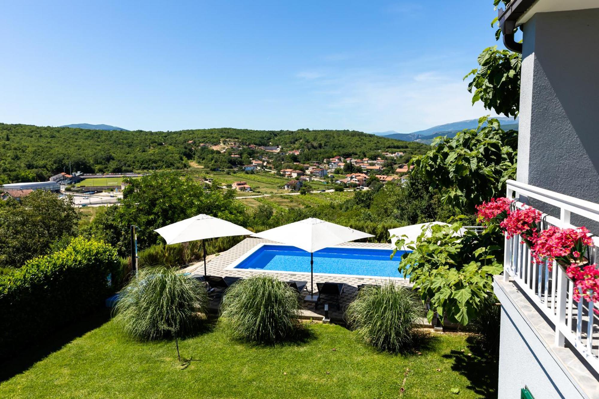 Villa Matko - Family Destination Zmijavci 外观 照片
