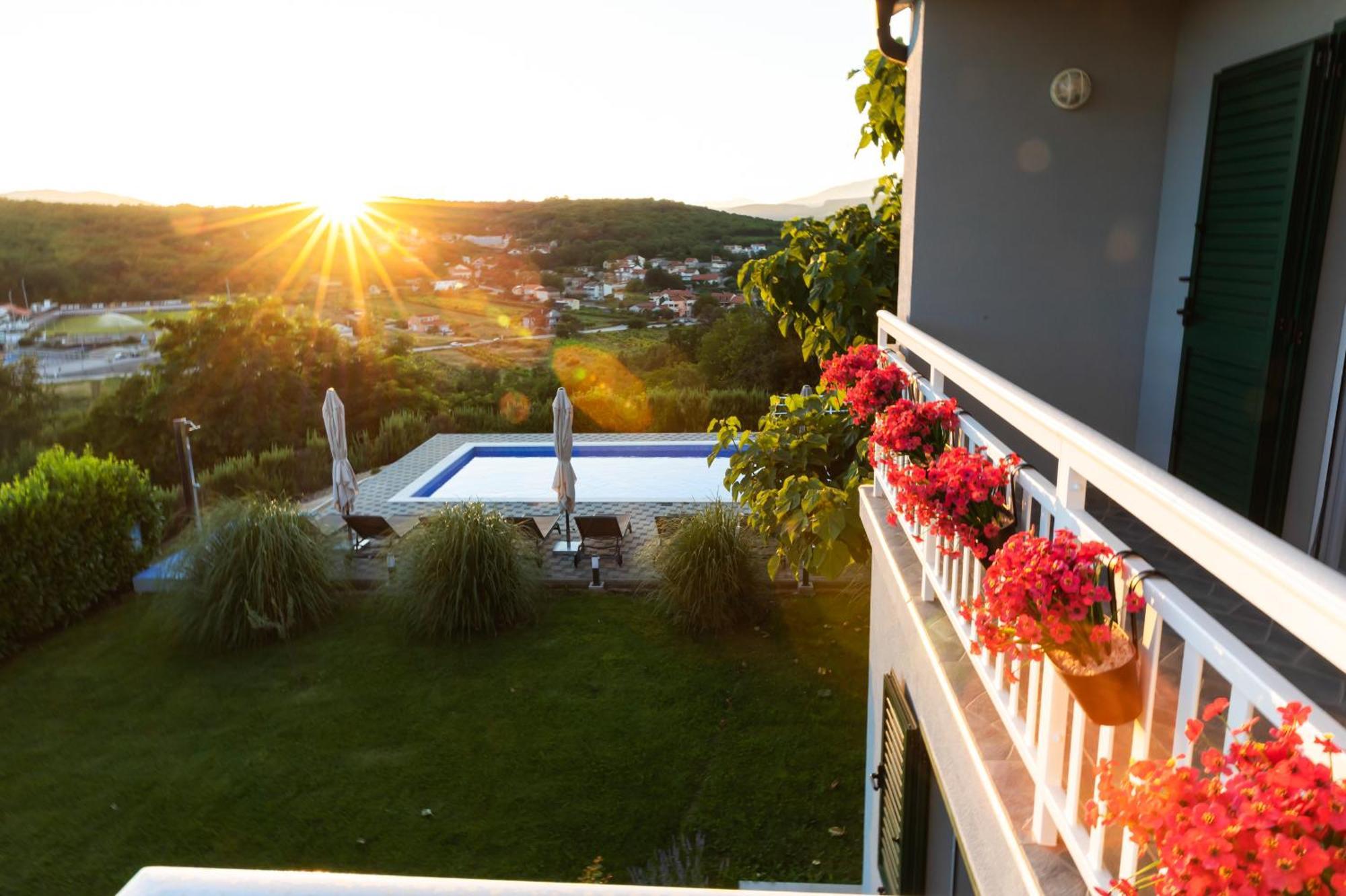 Villa Matko - Family Destination Zmijavci 外观 照片