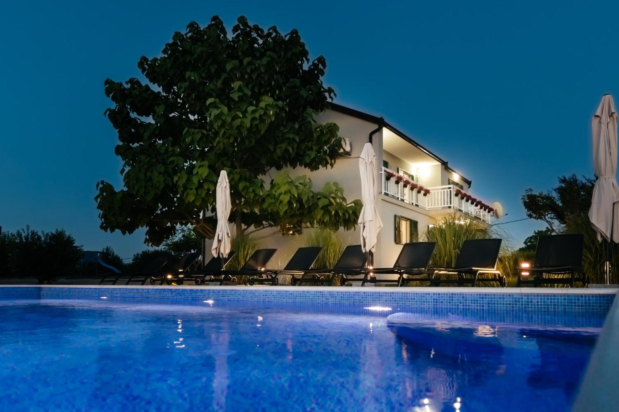 Villa Matko - Family Destination Zmijavci 外观 照片